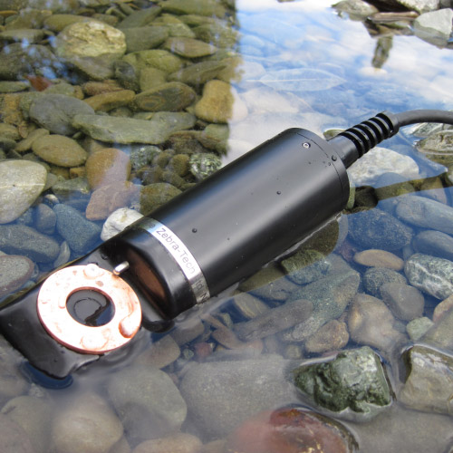 Underwater housing anti fouling with HydroWiper Zebra Tech